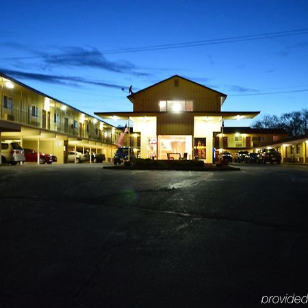 Economy Inn Hermiston Exterior foto